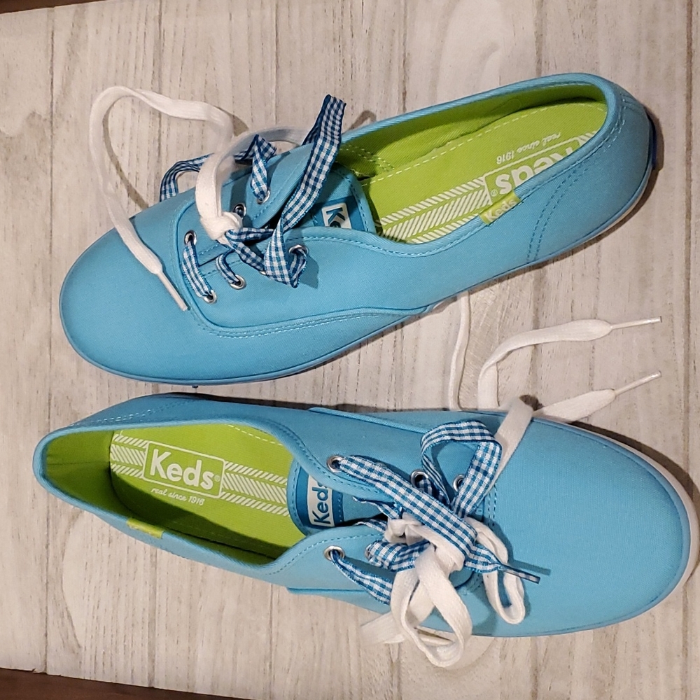 Keds turquoise women's sneakers (new without box)